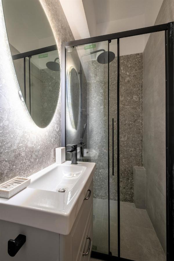 Luxury Penthouse In Prime Central Athens Thissio By Ghh Eksteriør bilde